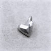 Herz klein Kantenliebe Silberschmuck Anhaenger polygonal eckig frontale Ansicht